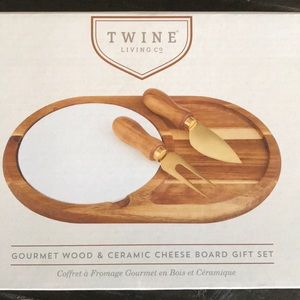 Twine Living Co Cheese Board Gift Set NIB